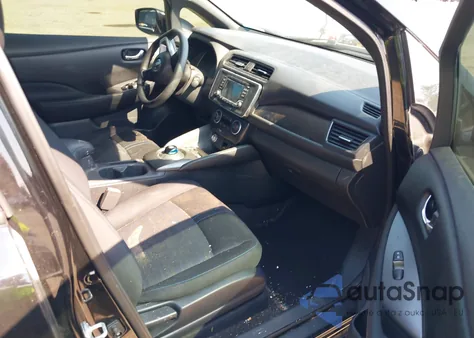 2018 Nissan Leaf S z USA, uszkodzony, nr VIN 1N4AZ1CP9JC315149